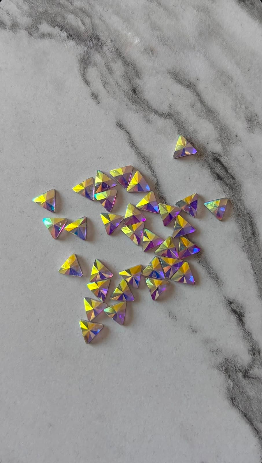 GEMA TRIANGULAR